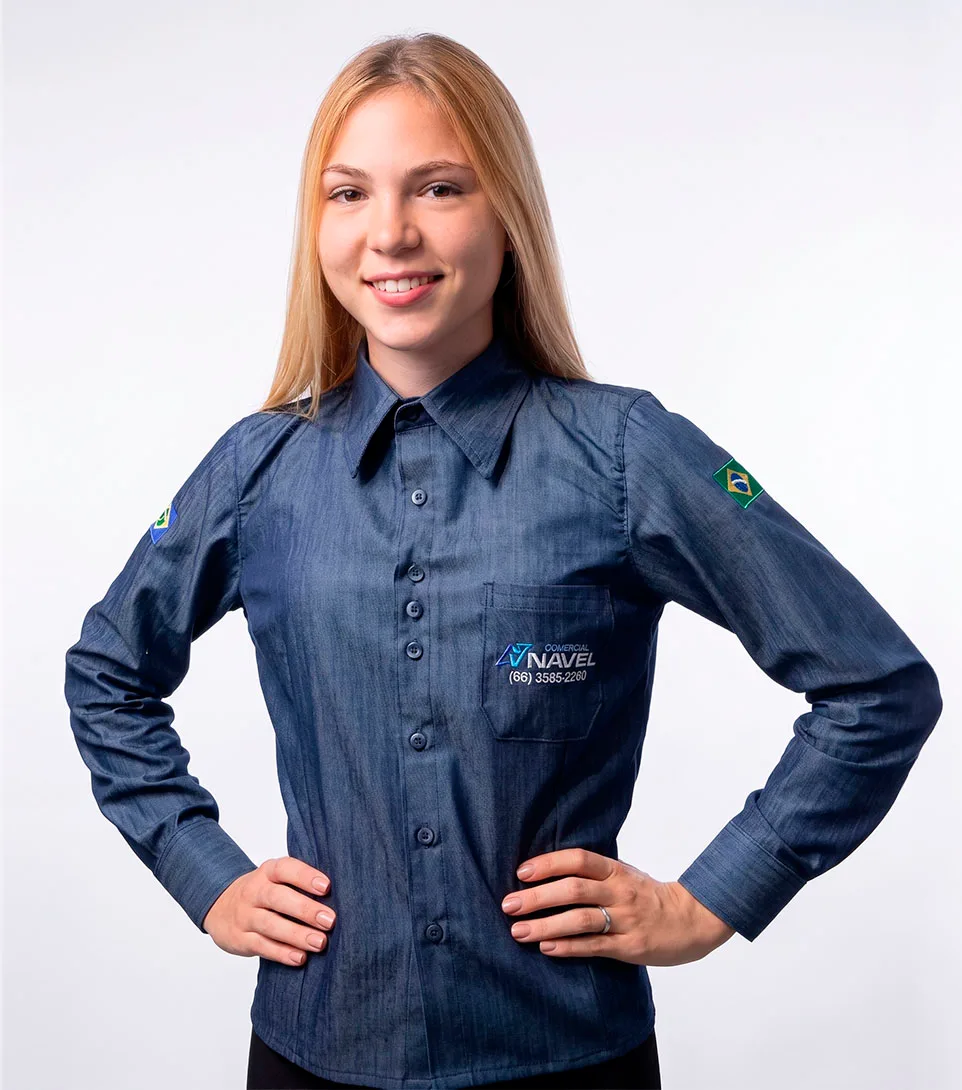 Camisa jeans administrativa com bordado — uniforme escritório de obra