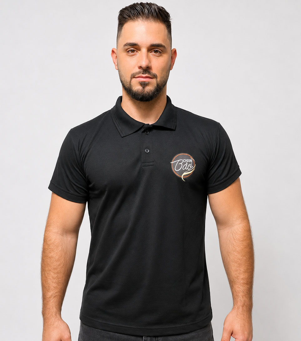 Uniforme polo preto com bordado institucional
