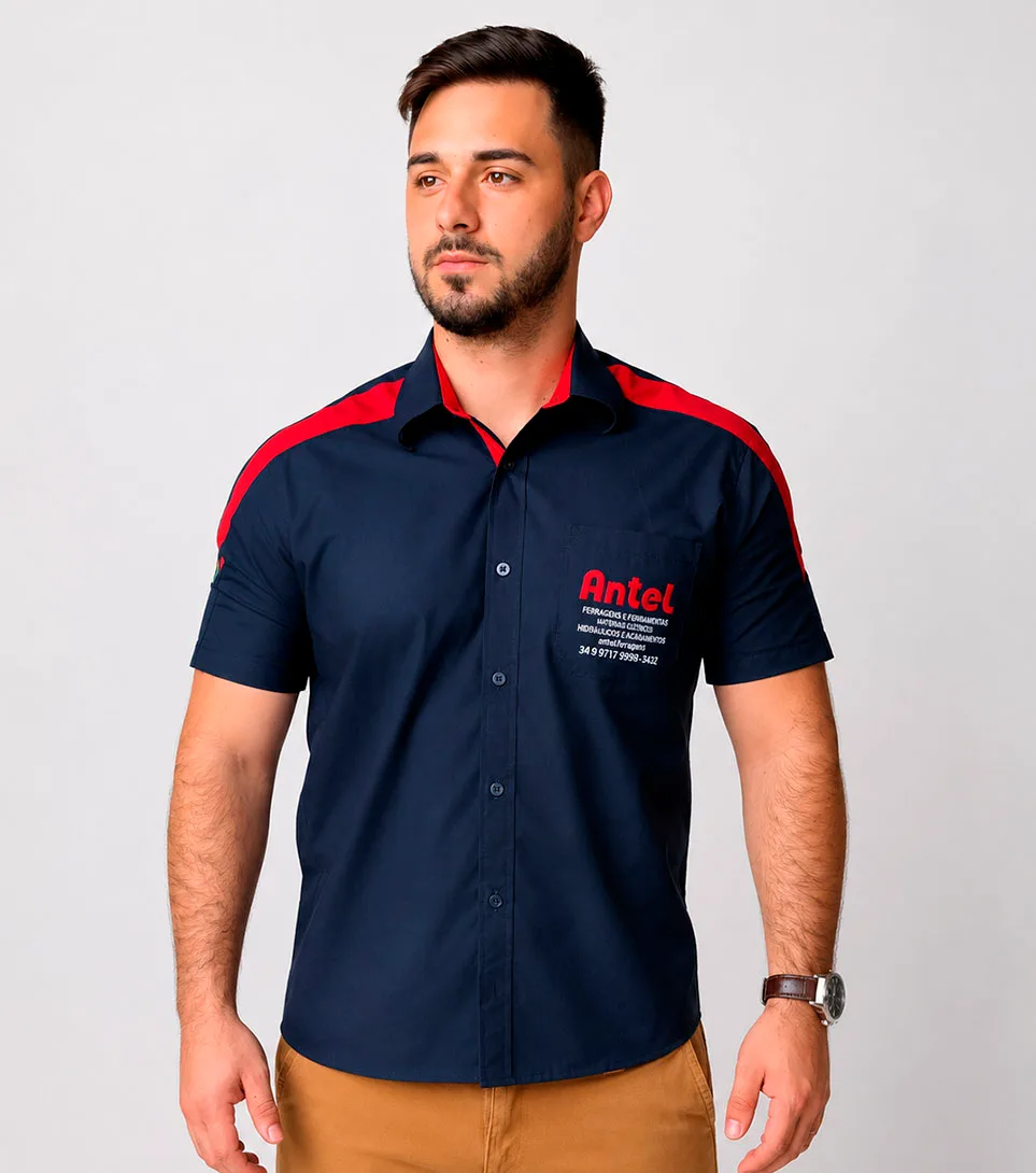 Camisa de serviço azul marinho com bordado